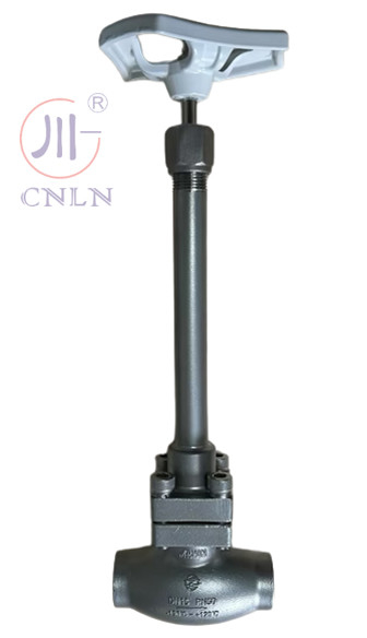 CF3/CF8 válvula de acero inoxidable DN15 PN50 de baja temperatura de tallo largo para tanques